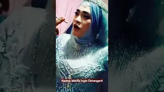 Pengantin Wanita Marah-Marah Akibat Pengantin Pria Tidak Datang Pada Hari Bahagianya