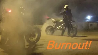 KTM EXC 125 VS HUSQVARNA SMS 125 - Supermotard burnout