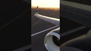 Boeing 737 Wing View Landing into Malaga, Spain - MSFS 2020