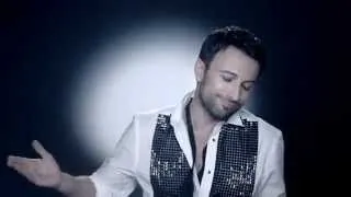 Tarkan - Aşk Gitti Bizden (Official Video Lyrics)