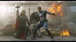 The Avengers: Los Vengadores - Escena de batalla Capitán América y Thor (Subtitulado)