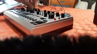 Behringer TD3 Modded  Out Sound Demo (No talking )