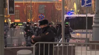 Polizei am Puschkin-Platz: Angespannte Stimmung in Moskau