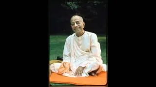 Prabhupada chanting japa with group (No Music)