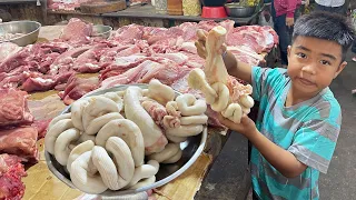 Amazing cooking skills, Chef Seyhak buys pork intestine for cooking - Big pork intestine recipe