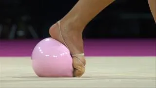 WC Montpellier 2011 - Apparatus Finals (Ball+Hoop) - We are Gymnastics!