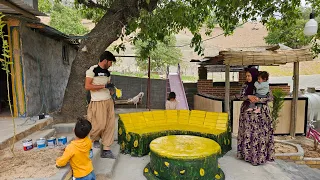 Handicraft communication in the village:the project of building a village bench, eating family lunch