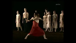 Malou Airaudo   Le Sacre du Printemps   Pina Bausch