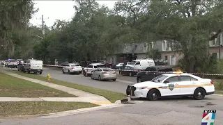 Arlington shooting leaves man dead, woman injured, JSO says
