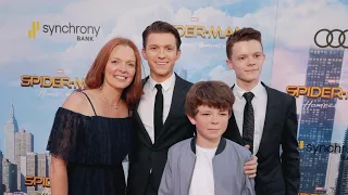 Tom Holland Adorably Brings His Family to the 'Spider-Man: Homecoming' Premiere