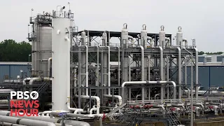 White House halts major liquid natural gas project and new exports over climate concerns