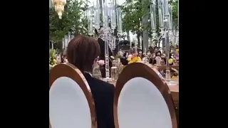 OMG!! I'm crying 😭😭J hope sister wedding  bts singing💜🥺