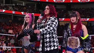 Becky Lynch confronts Bayley - WWE RAW 1/2/2023