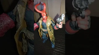 Фигурка Hellboy / Previews Exclusive (Mezco) (Исчадие / Эксклюзивная Первая Версия)