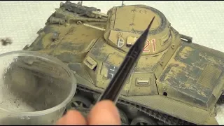 Why You Shouldn't Use Acrylics for Weathering Model Tanks