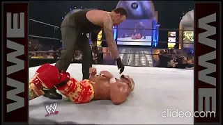 Undertaker Chokeslams to Hulk Hogan