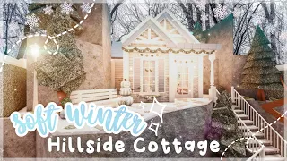 Hillside Soft Winter Aesthetic Cottage I Speedbuild and Tour - iTapixca Builds