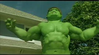 Scary movie 3 | Deleted Scene |  Hulk vs Alien