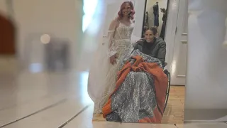 Her mom had weeks to live. A wedding dress shop in Holland gave them the gift of a lifetime