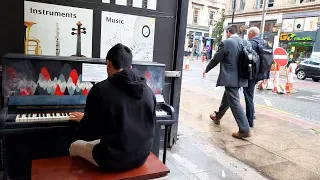 Playing Je te laisserai des mots - Patrick Watson | On Street Piano