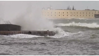 "Шторм в Севастополе (24.09.14)"