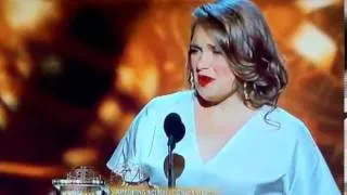 Emmy Awards 2013 ~ Merritt Weaver worst speech after winning her award HD
