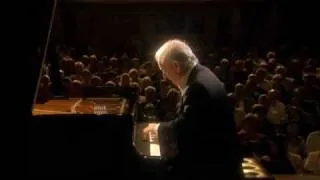 DANIEL BARENBOIM BEETHOVEN'S SONATA G major Op. 14 No 2 1st mvt HD