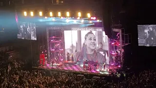 "Mujeres" (Ricardo Arjona) BN Anaheim 04/30/22