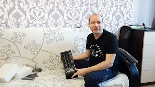 Распаковка цифрового пульта Behringer XR18