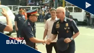 Albayalde, dumalaw sa burol ng nasawing pulis