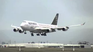 Iron Maiden Ed Force One ABD666 TF-AAK Boeing 747-400 Landing At Melbourne Airport