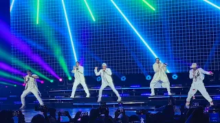 Backstreet Boys - Everybody (Backstreet's Back) DNA World Tour - Live in Camden, NJ