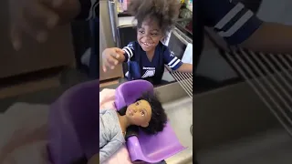 Wow!!! Look at this Healthy Roots doll!! Wash and style baby doll!!