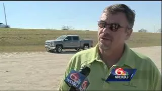 Fire near Bonnet Carre Spillway sends plumes of smoke into air, destroys railroad