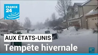 Tempête hivernale aux États-Unis : trafic aérien perturbé et foyers privés d'électricité