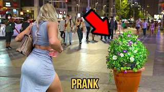 Bushman Prank: Scaring People days before Halloween 🎃