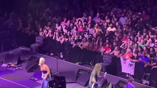 Pink sings Pretender with Dave Grohl at Taylor Hawkins Tribute