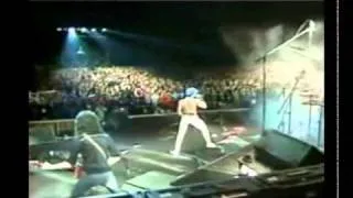 Queen-We Are The Champions Live In Japan 1982