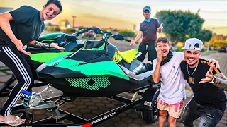 MOSTREI MEU JETSKI PARA MEUS AMIGOS * eles também querem um *