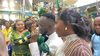 Akwaboah Surprised his Wife as He performs his favorite Song