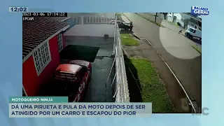 Motoqueiro dá pirueta e pula da moto depois de ser atingido por carro; vídeo impressionante