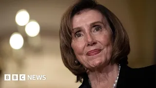 Nancy Pelosi stands down as US House Democratic leader – BBC News