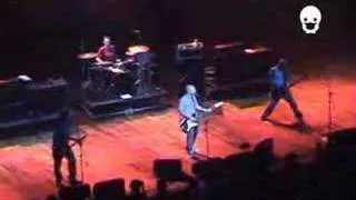 Millencolin - Man or mouse [Live at Credicard Hall]
