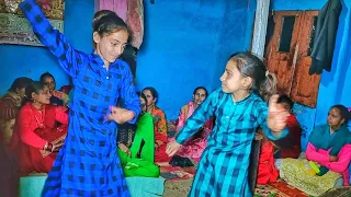 Bhaderwahi dance performance by  the sisters on Himachali & Bhaderwahi songs played flute