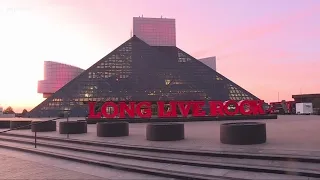 Preps for Rock and Roll Hall of Fame induction ceremony in Cleveland, plus more top stories