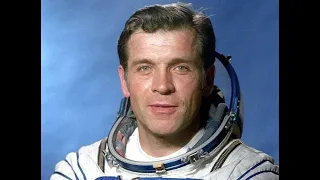 Секреты космоса: Внеземное животное погубило космонавта Сереброва и станцию «Мир».  Реальные факты