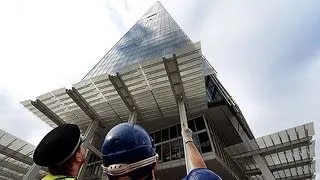 Greenpeace activists scale London's Shard skyscraper