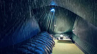 COZY TENT CAMP WITH WARM TENT IN HEAVY RAIN • RELAXING IN THE TENT WITH SOUND OF RAIN • ASMR