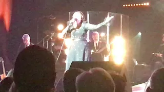 Mireille Mathieu - Pardonne-moi ce caprice d'enfant (Moscow, 06.03.2019)