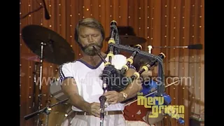 Glen Campbell • plays bagpipes on "Mull of Kintyre" • 1981 [Reelin' In The Years Archive]